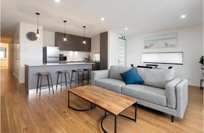 Captains Cove 1St Floor Spa Luxury Apartments - Free Netflix Paynesville Eksteriør bilde